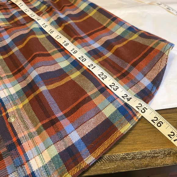 NWT We The Free size XS Hideaway plaid shirt in bark combo - Picture 10 of 12